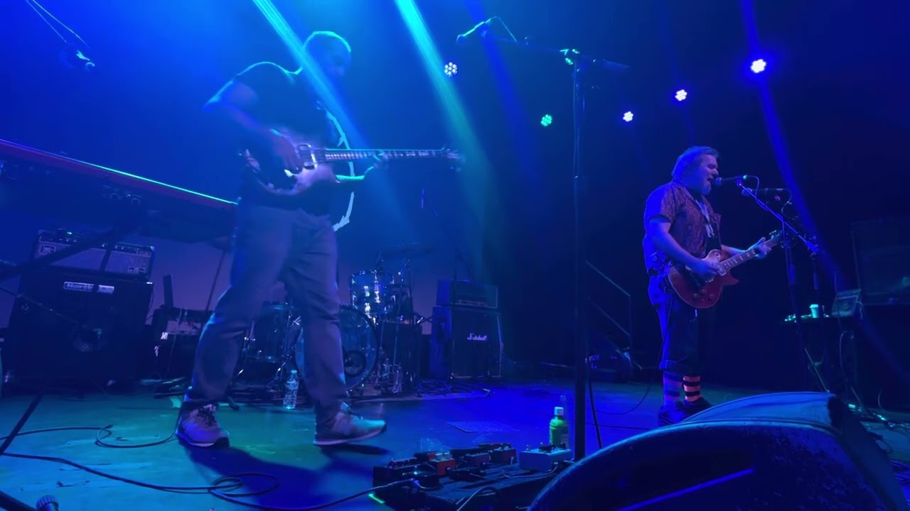 Pinback, “Todo” Live