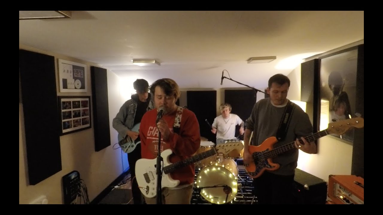 Villa in France - Cooler than Me  (Mike Posner Cover)