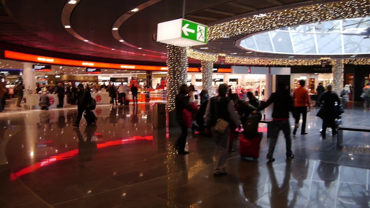 A Visit to Frankfurt Airport (FRA) (including 747 and terminal views)