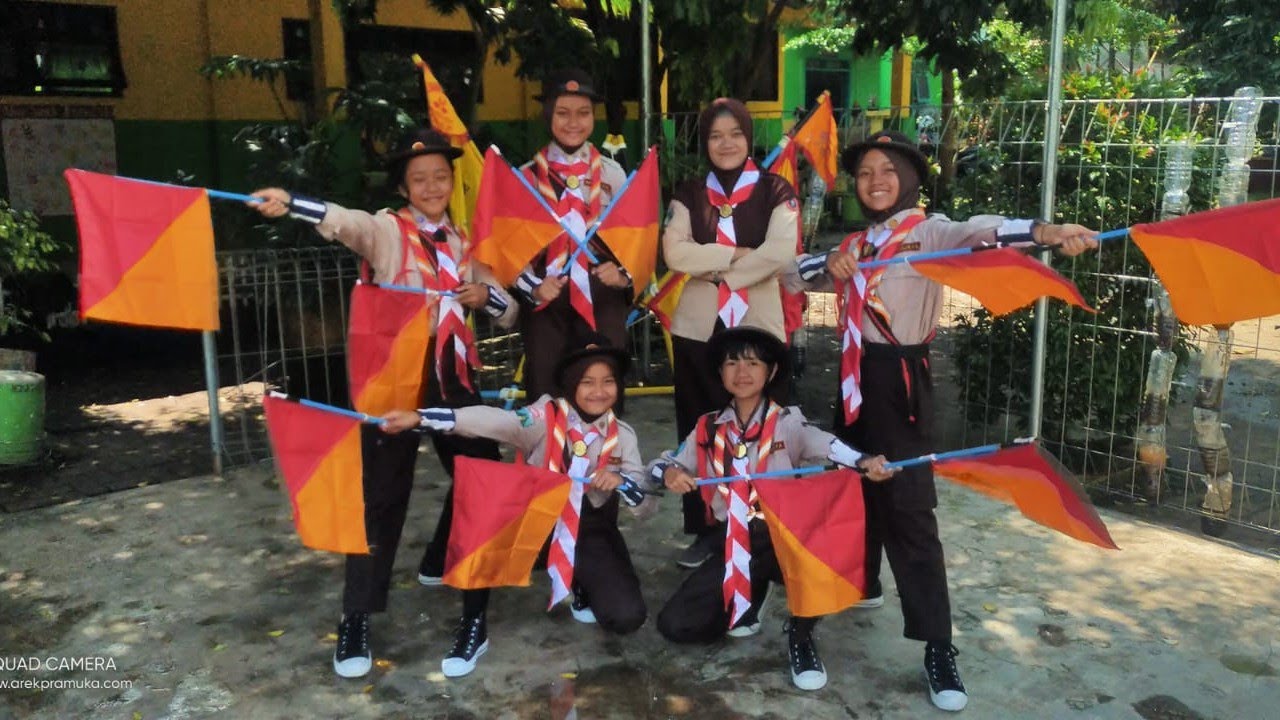 SEMAPHORE DANCE - SDN 5 KALIREJO - MALANG