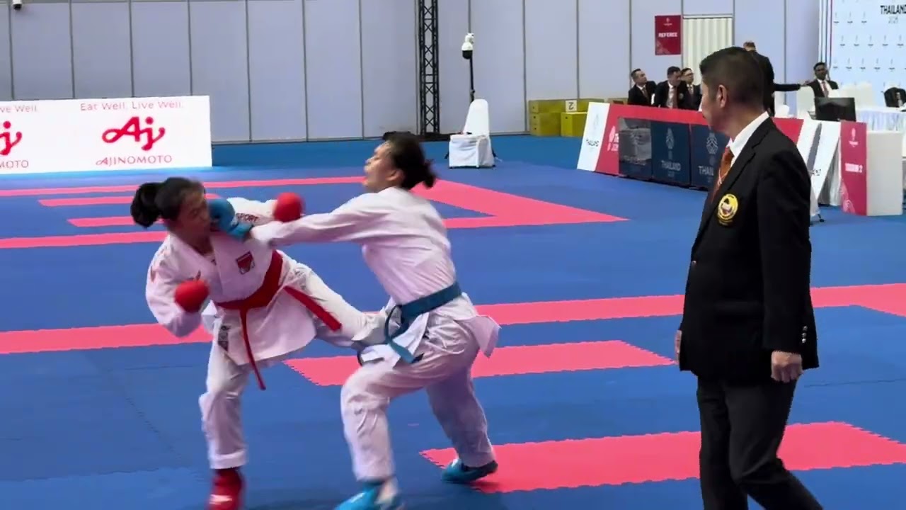 SG25: Ни Маде Дви Картика (INA) против Буцувана Манивана (THA)