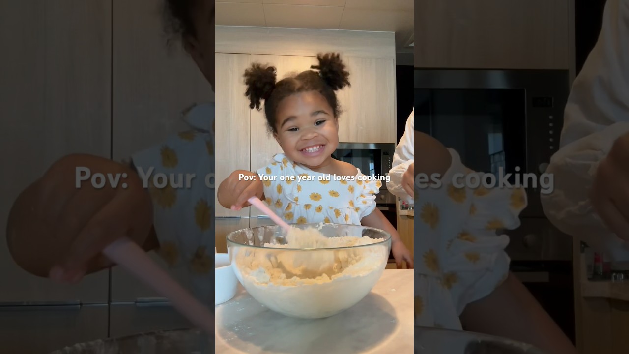 Adorable baby makes cinnamon rolls #babygirl #toddlers #cutebaby