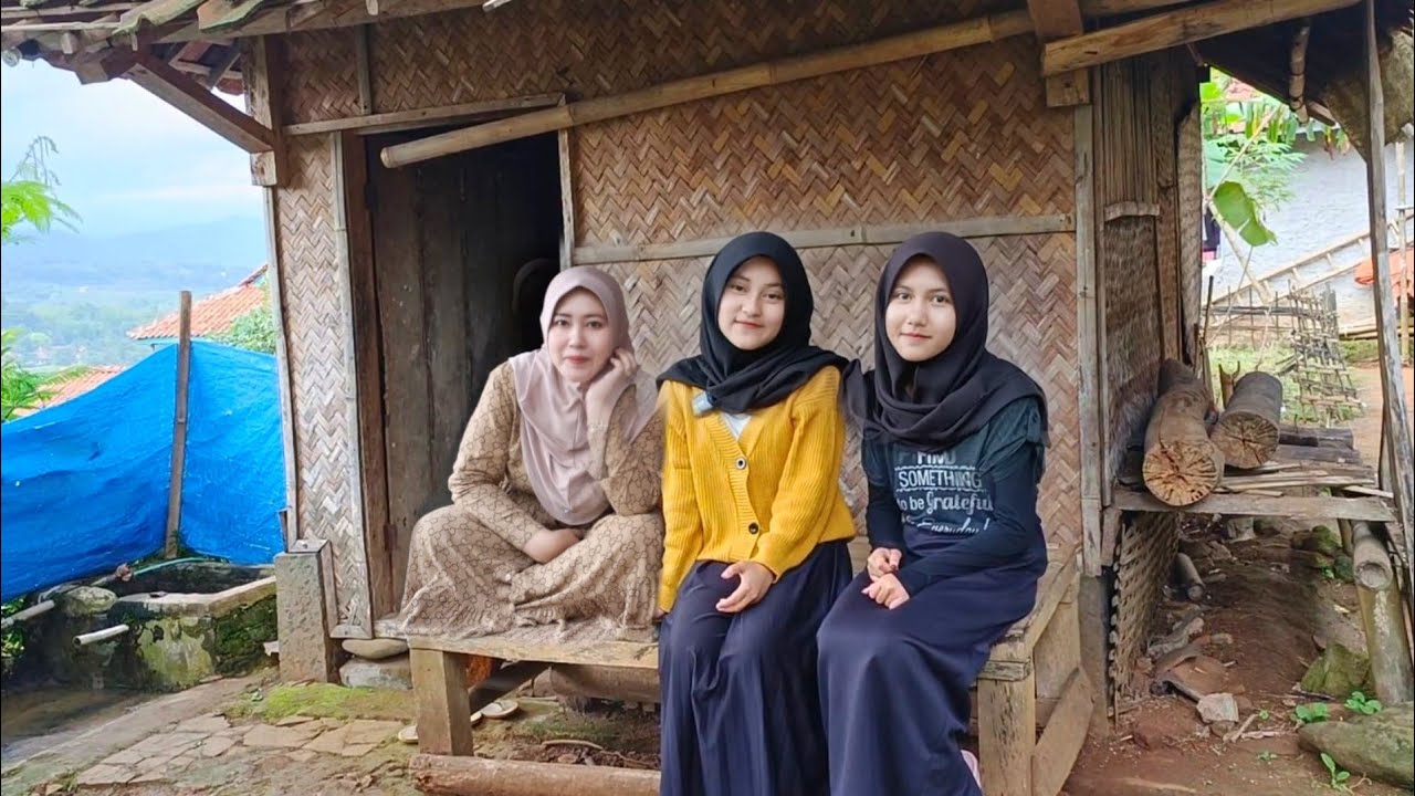 KISAH PILU...NENG MAYA GADIS DESA YANG PUTUS SEKOLAH DARI KECIL HIDUP SEDERHANA TANPA SEORANG AYAH