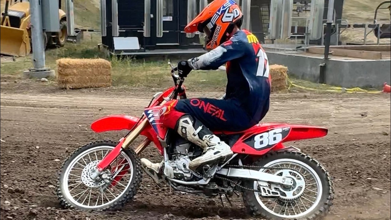 Pro Rider on a CRF150 vs. Kids on 85cc 2-Strokes (2025 Big Bear GP)