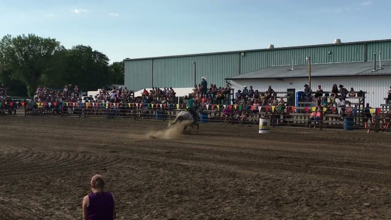 Ziatie Dee 2017 Rosthern Rodeo day 1