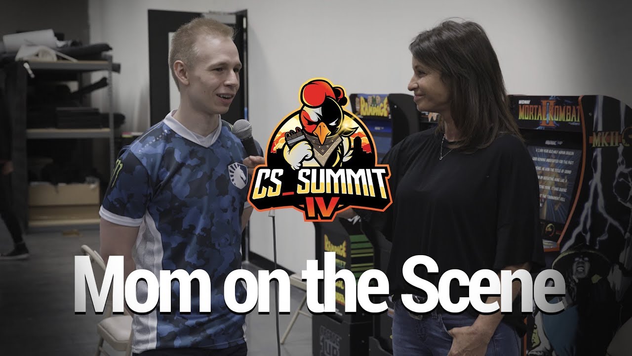Mom on the Scene -  Freakazoids Mom at CS Summit | cs_summit 4