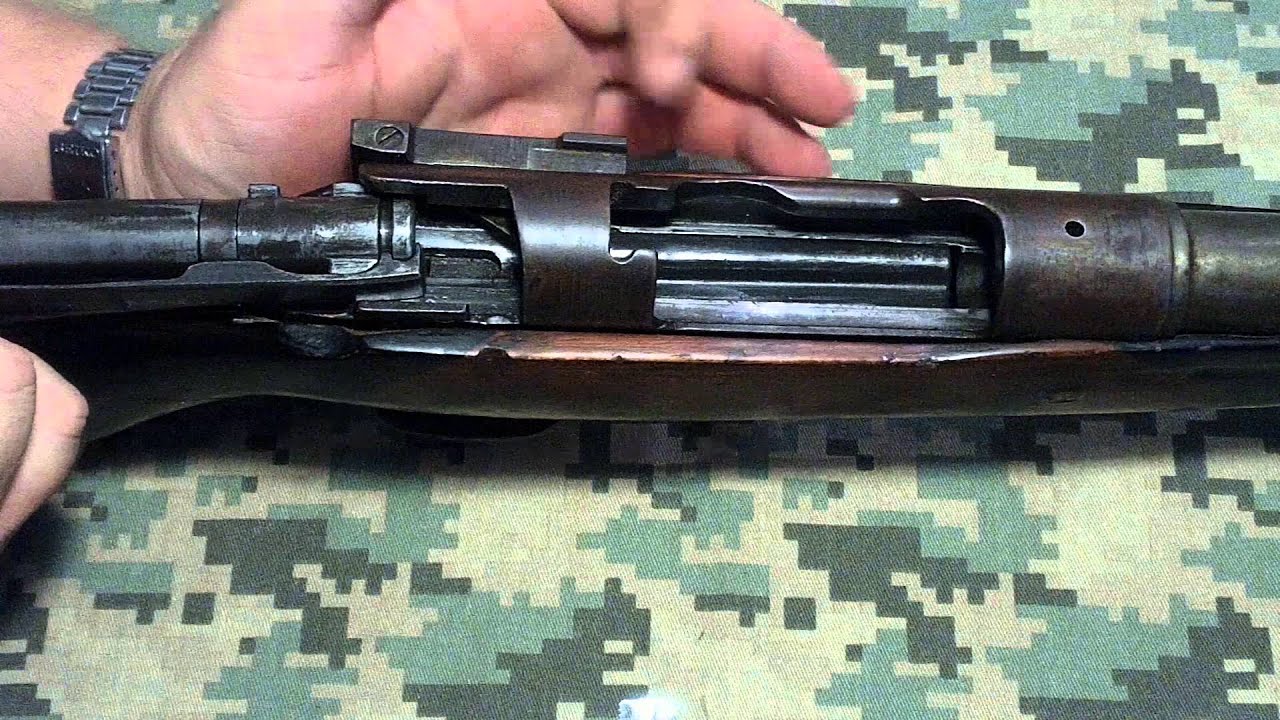 Japanese Arisaka WW2 Service Rifle Bolt Disassembly