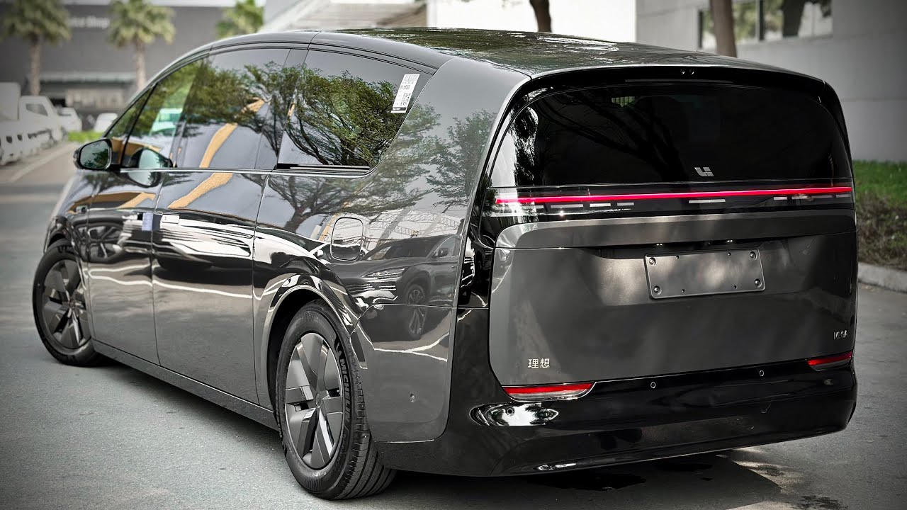 All New 2025 Lixiang Mega EV - 7 Seater Luxury EV MPV | Interior And Exterior