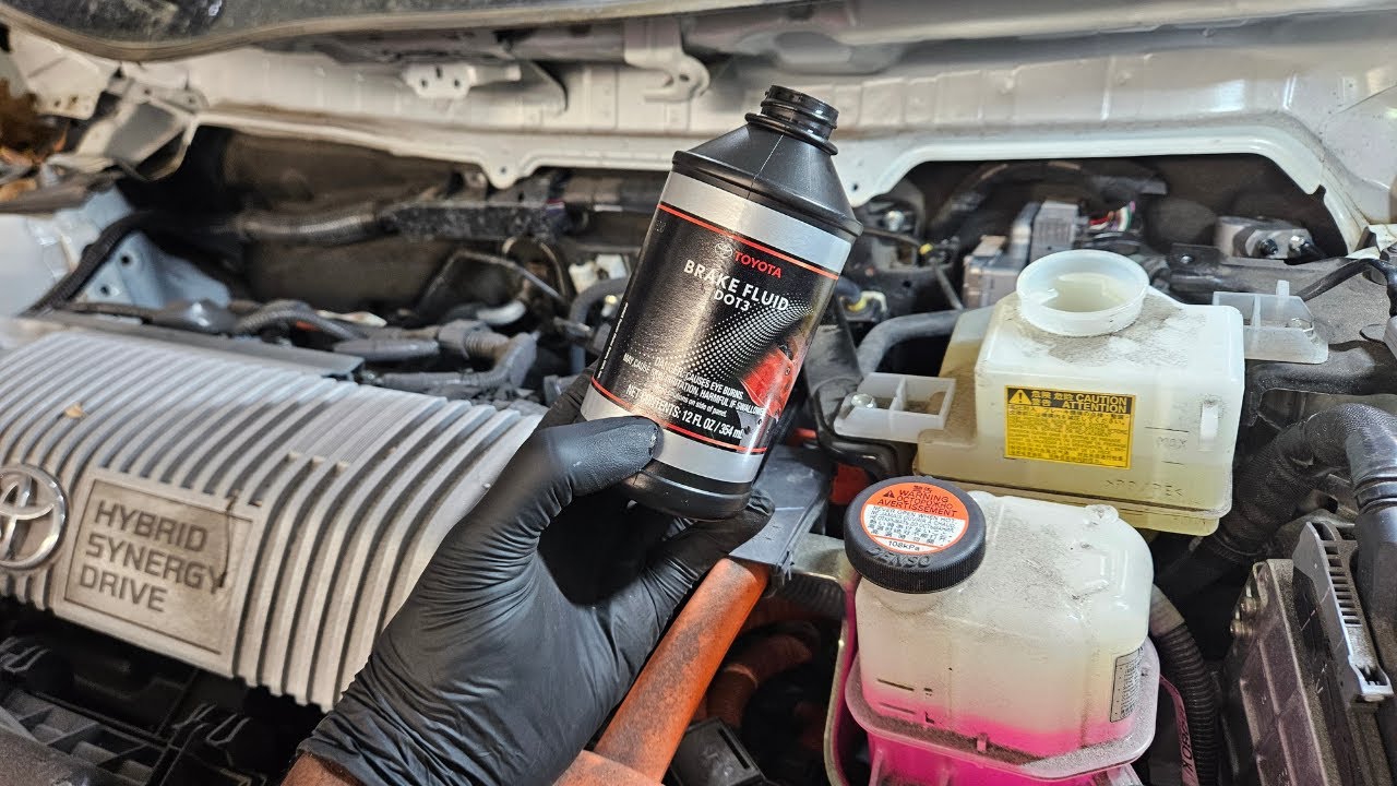 How To Bleed The Brakes On A Toyota Prius (2010-2015 PRIUS)