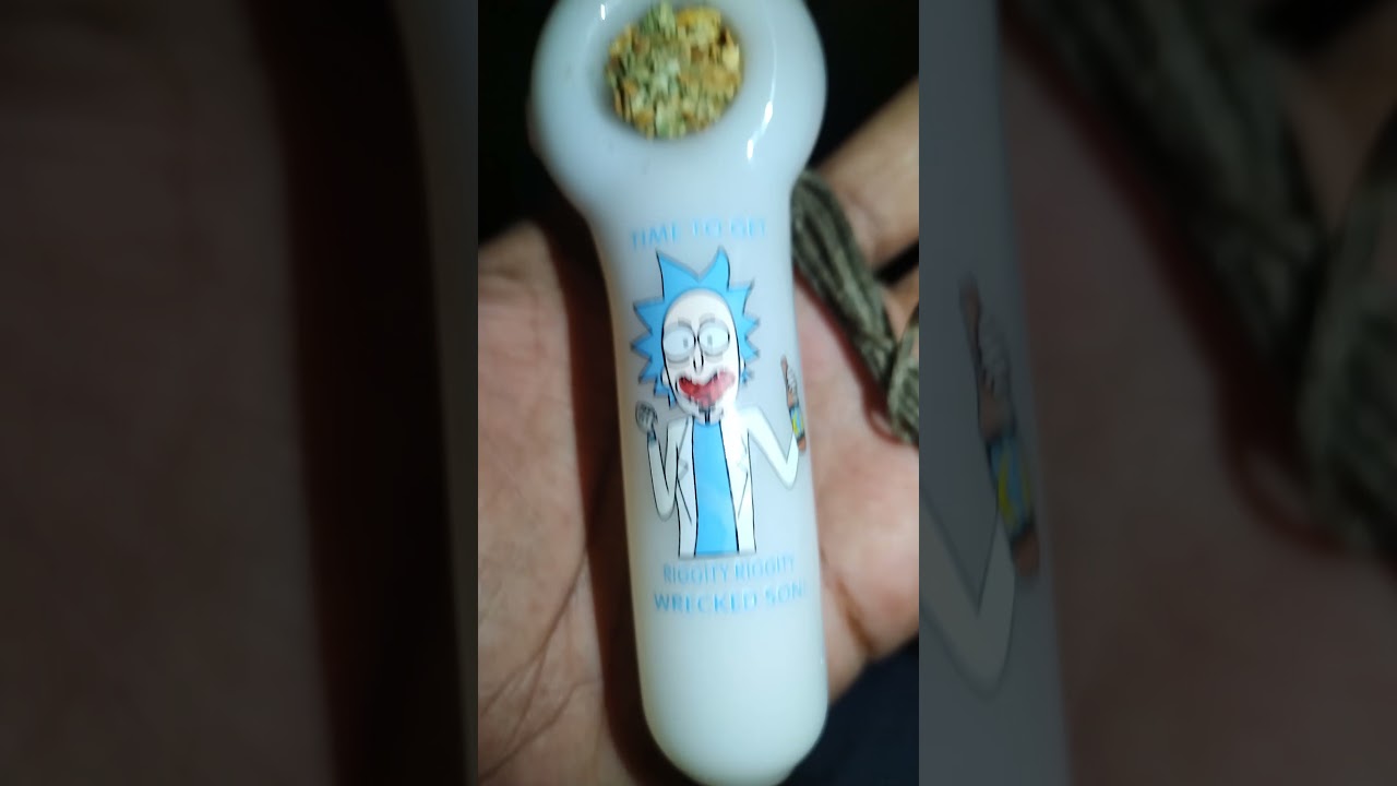 #rickandmorty #weed#glass#pipe