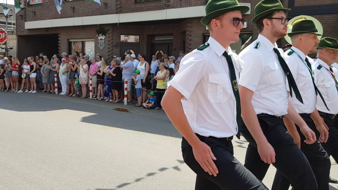 Sch&uuml;tzenfest Bedburdyck/Stessen 2019 - K&ouml;nigsparade 1 #2