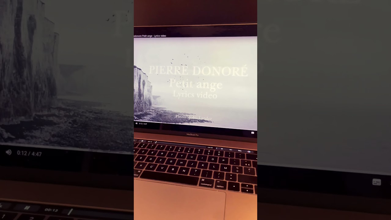 Lyrics video - Petit ange - @1pm #chanson #fran&ccedil;aise #french #lyrics #song