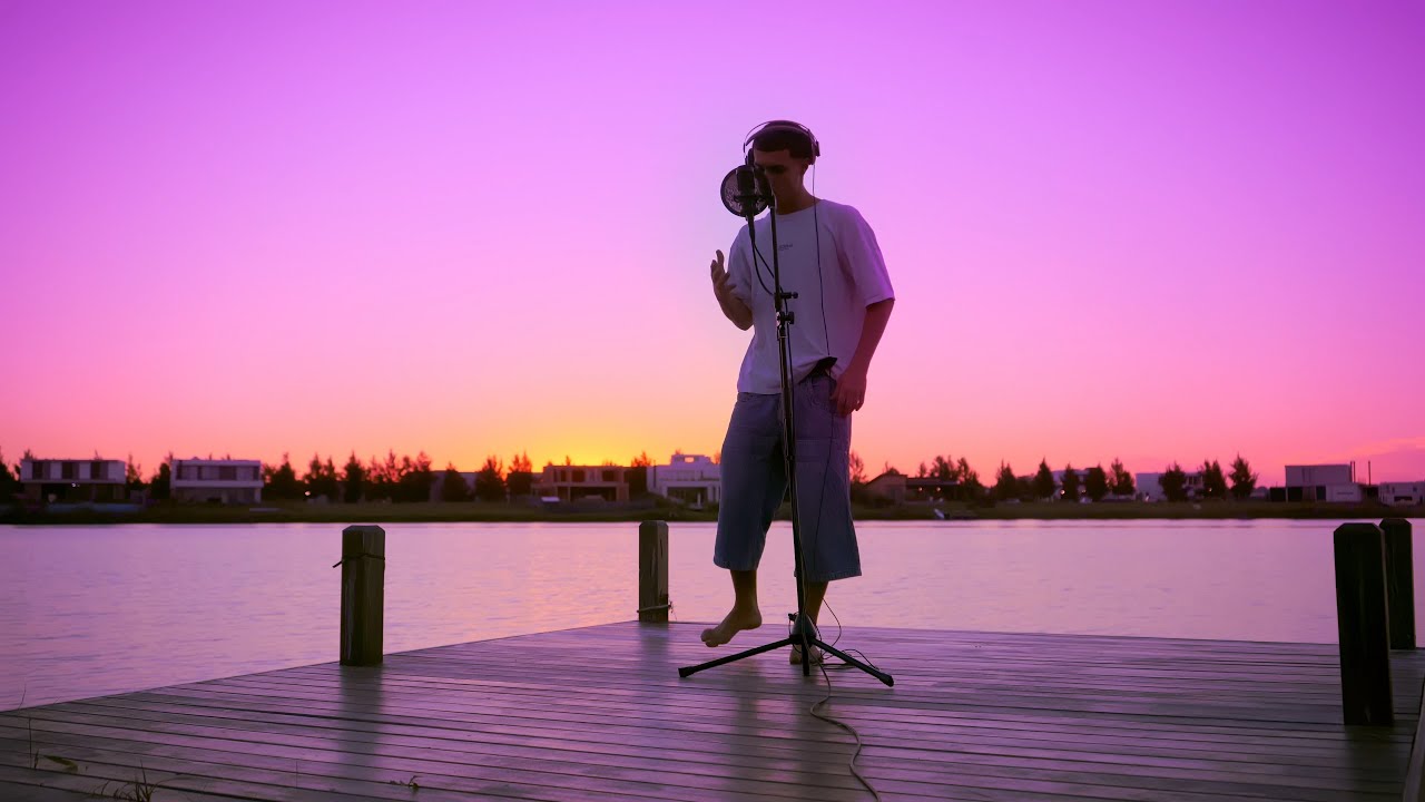 CIELO ROSADO-TOBIKA (Video Oficial)
