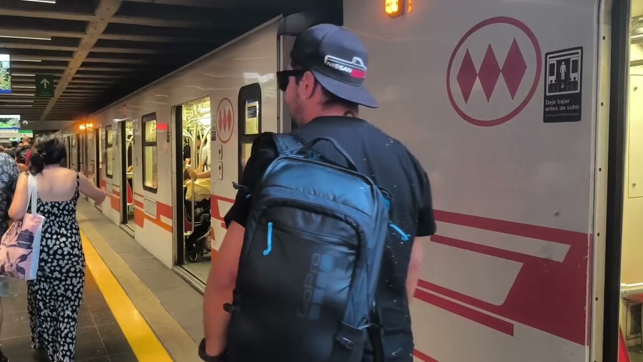 Metro de Santiago | Trenes en estación terminal San Pablo, Línea 1