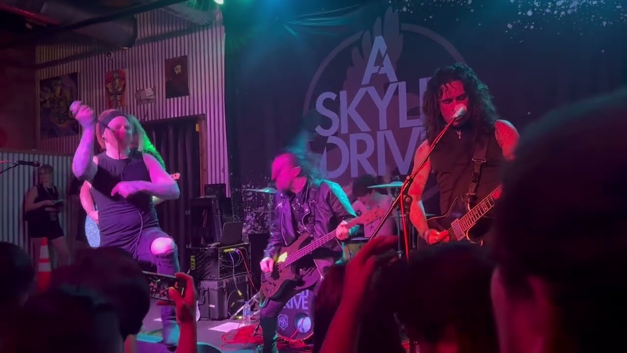 A Skylit Drive - Knights Of The Round | LIVE