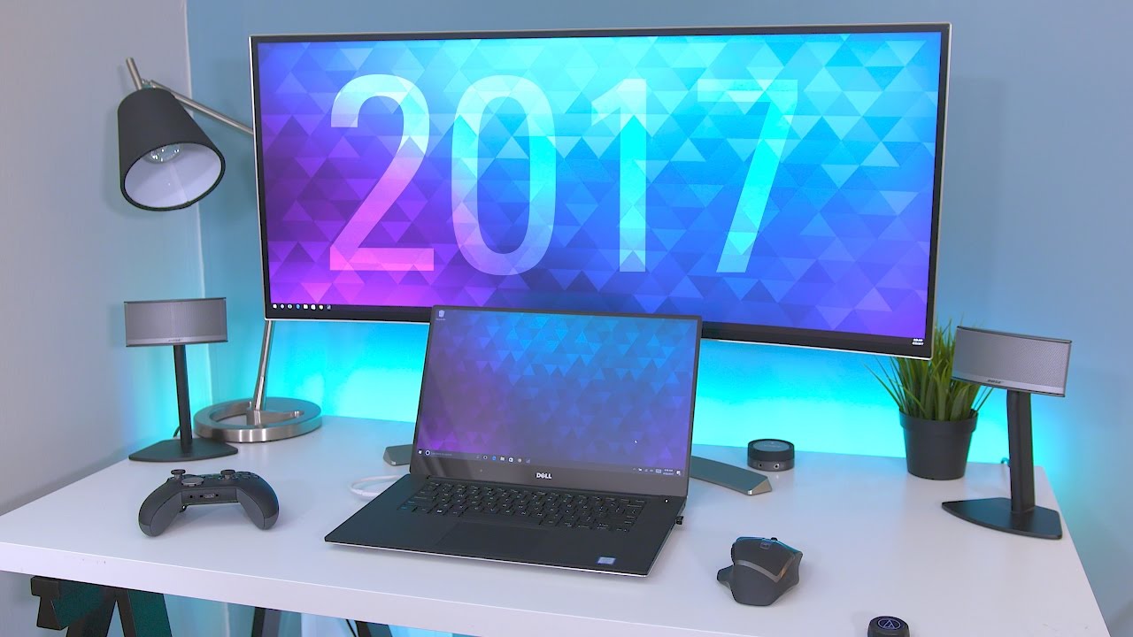Minimalist Desk Setup! (2017)