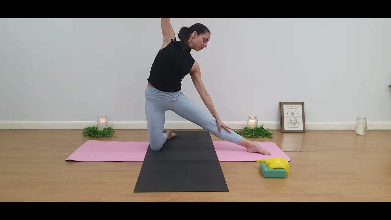 Floor Flow For Strengthing Upper Body, Balance and Calming The Mind 