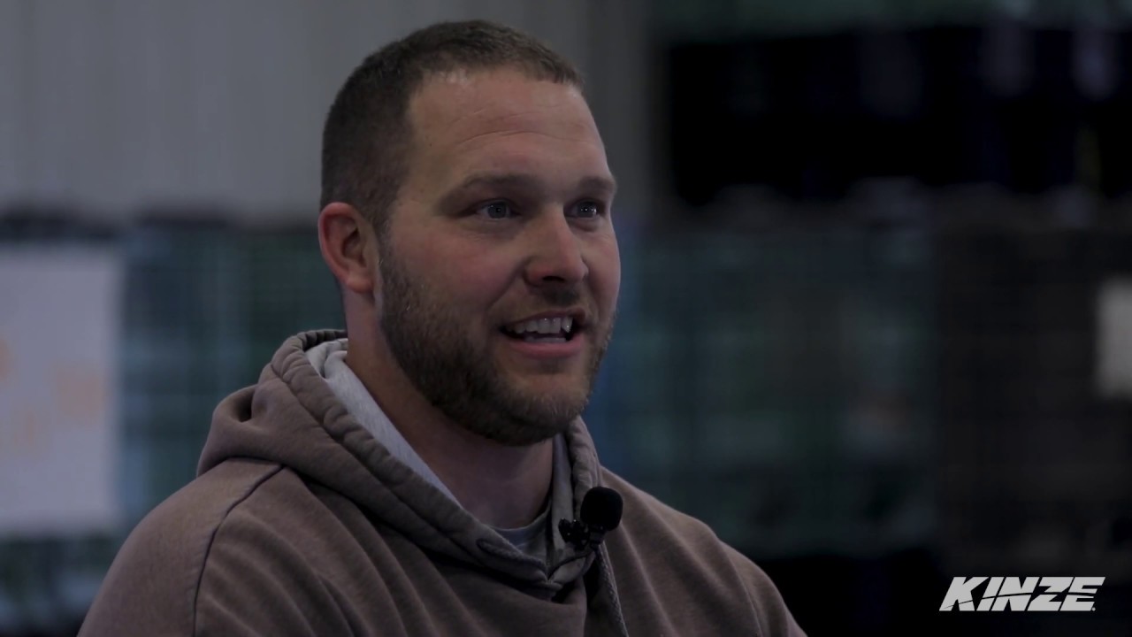 Blue Drive&trade; Electric Drive and Blue Vantage&trade; Planter Display Continues Farmer's Blue Legacy