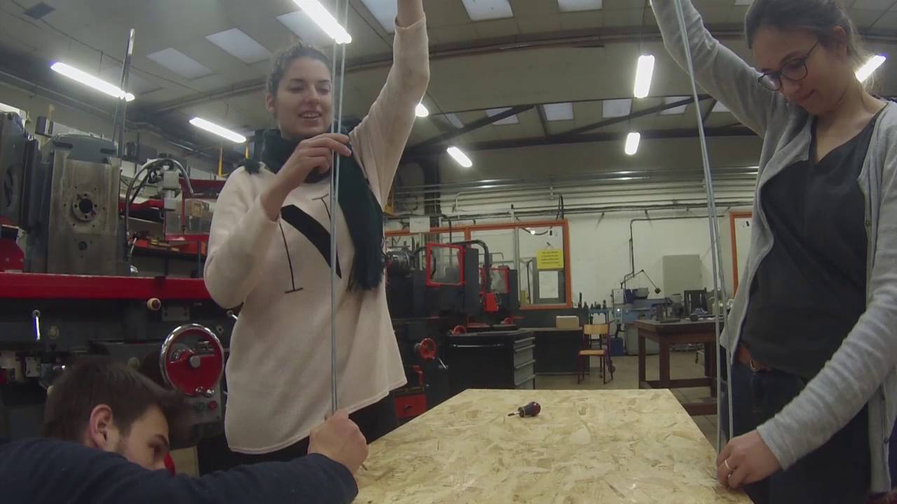 Construction d'un premier prototype de concentrateur solaire