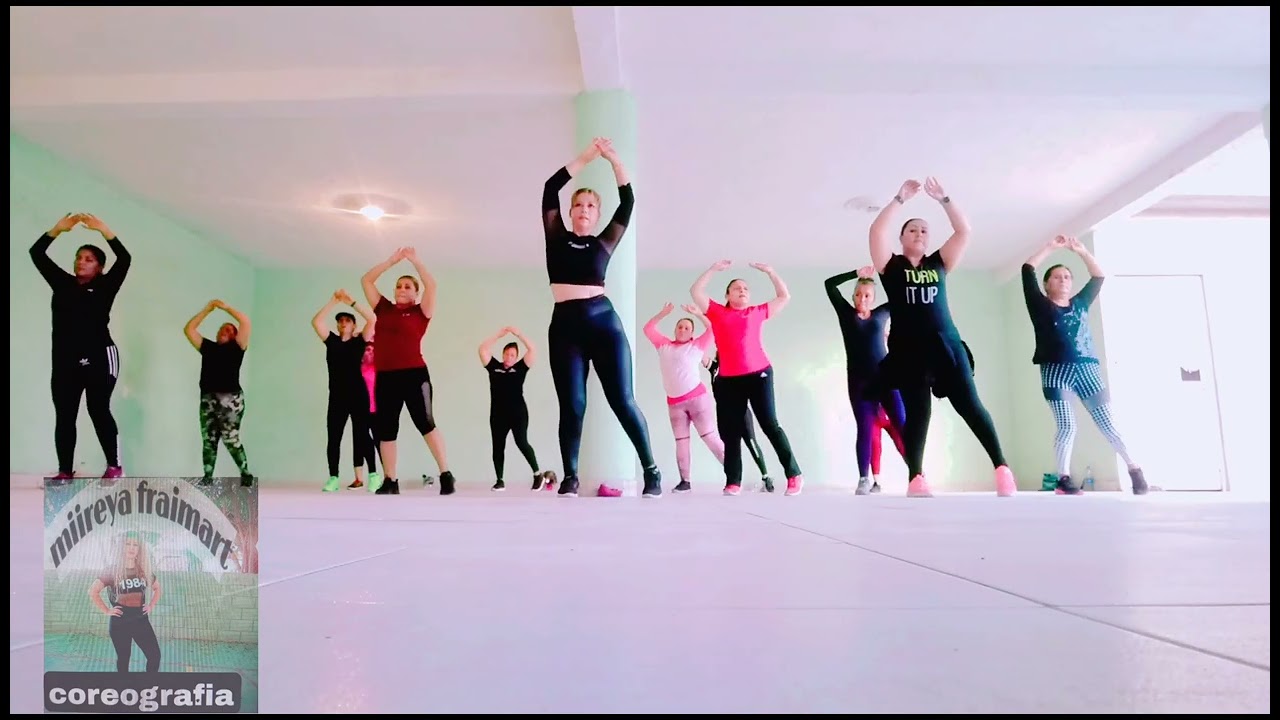 NOCHE DE COPAS Cumbia (miireya fraimart) baile fitness