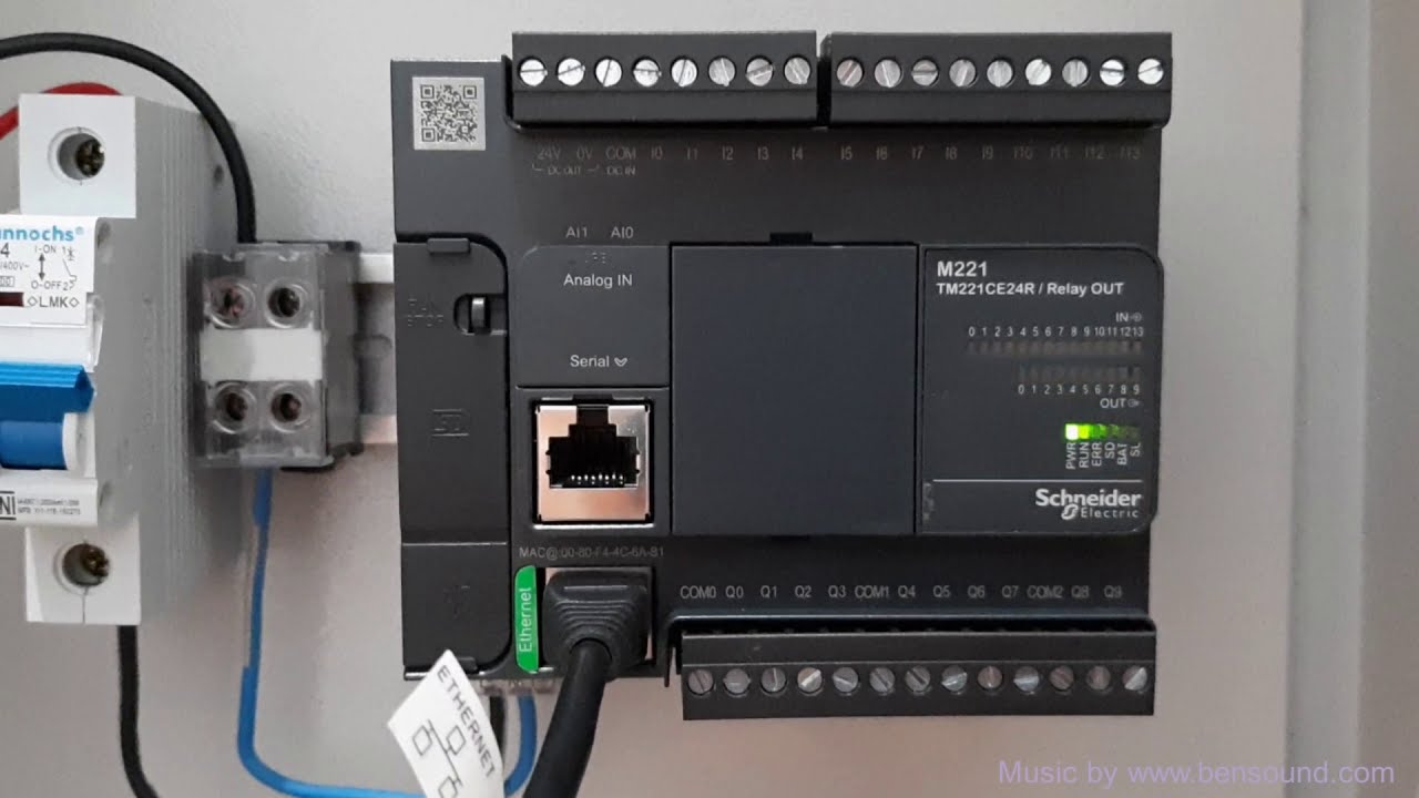 PERKENALAN PLC MODICON M221
