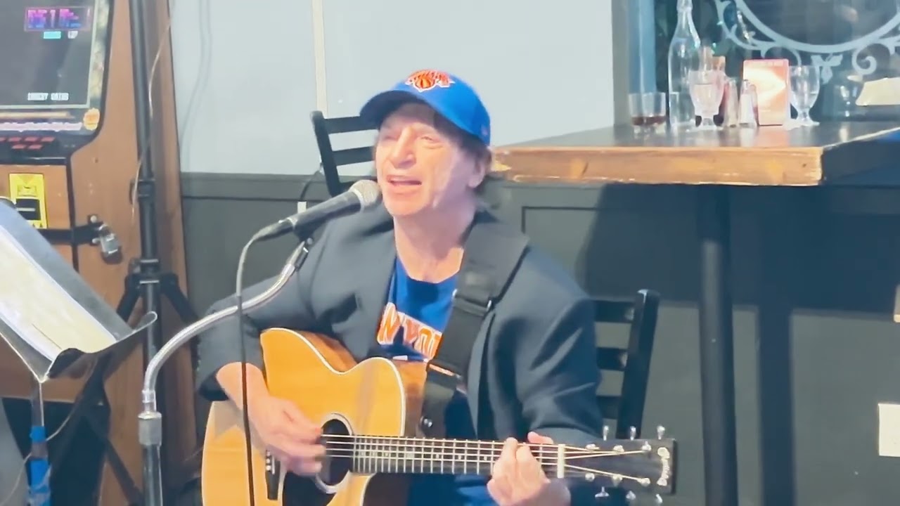 Spaces in Between - Singer/Songwriter Joel Landy - Austin Ale House - Kew Gardens, New York