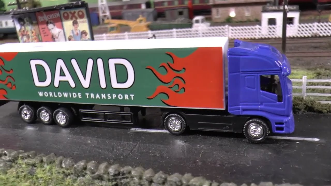 Dave`s Model Railway New Hornby  Magnetic Couplings