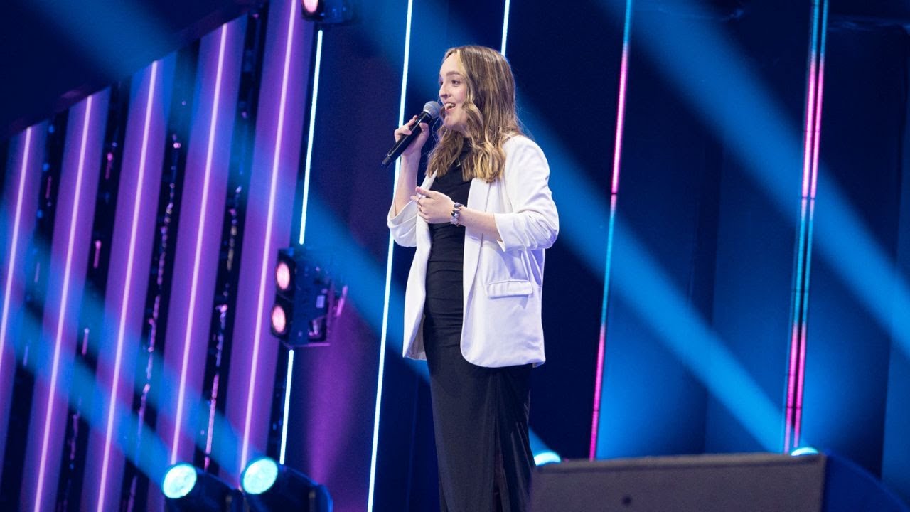 WERONIKA RYBA  - When We Were Young | Must Be The Music