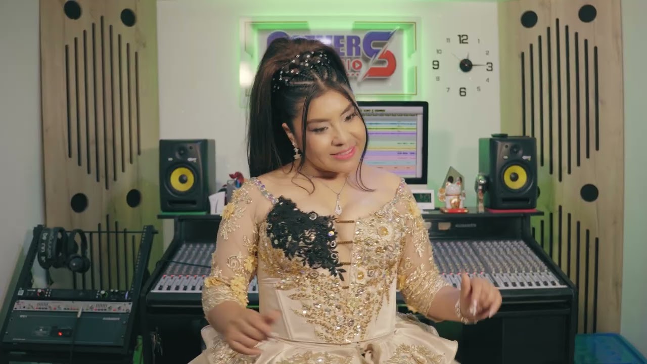 Rosalinda de Apurimac   Amigo Escuchame