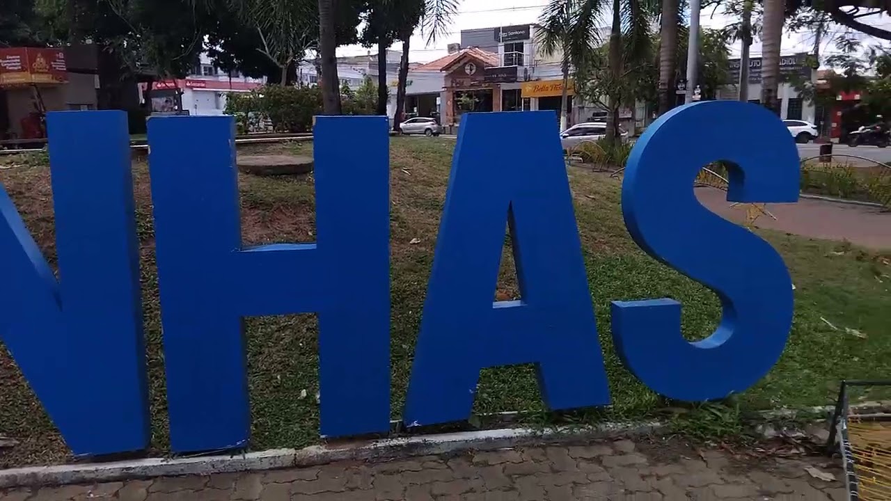 Gravando um vídeo na praça Rui Barbosa em Alagoinhas BA