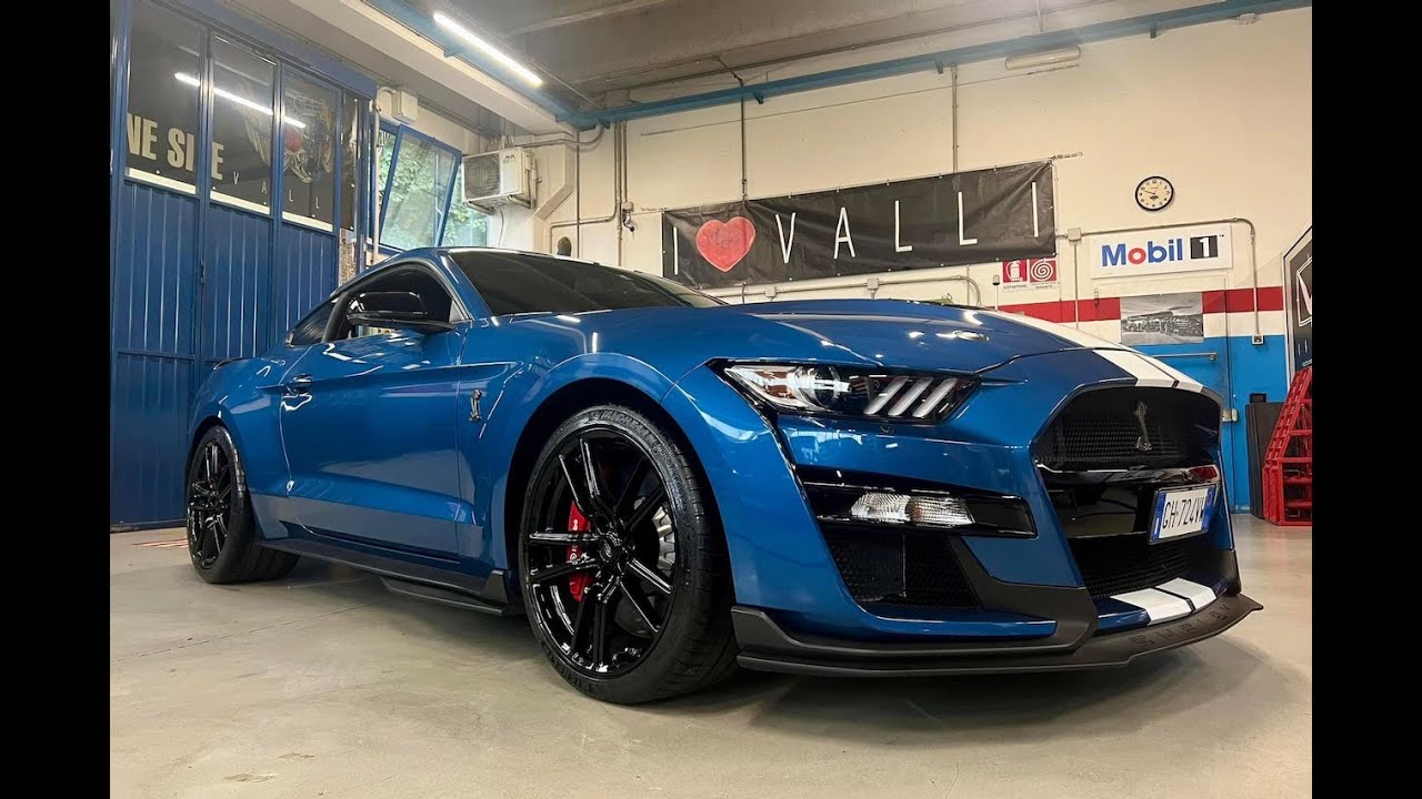 Mustang Shelby GT500: 896HP e 1100 Nm di coppia che ti faranno tremare...