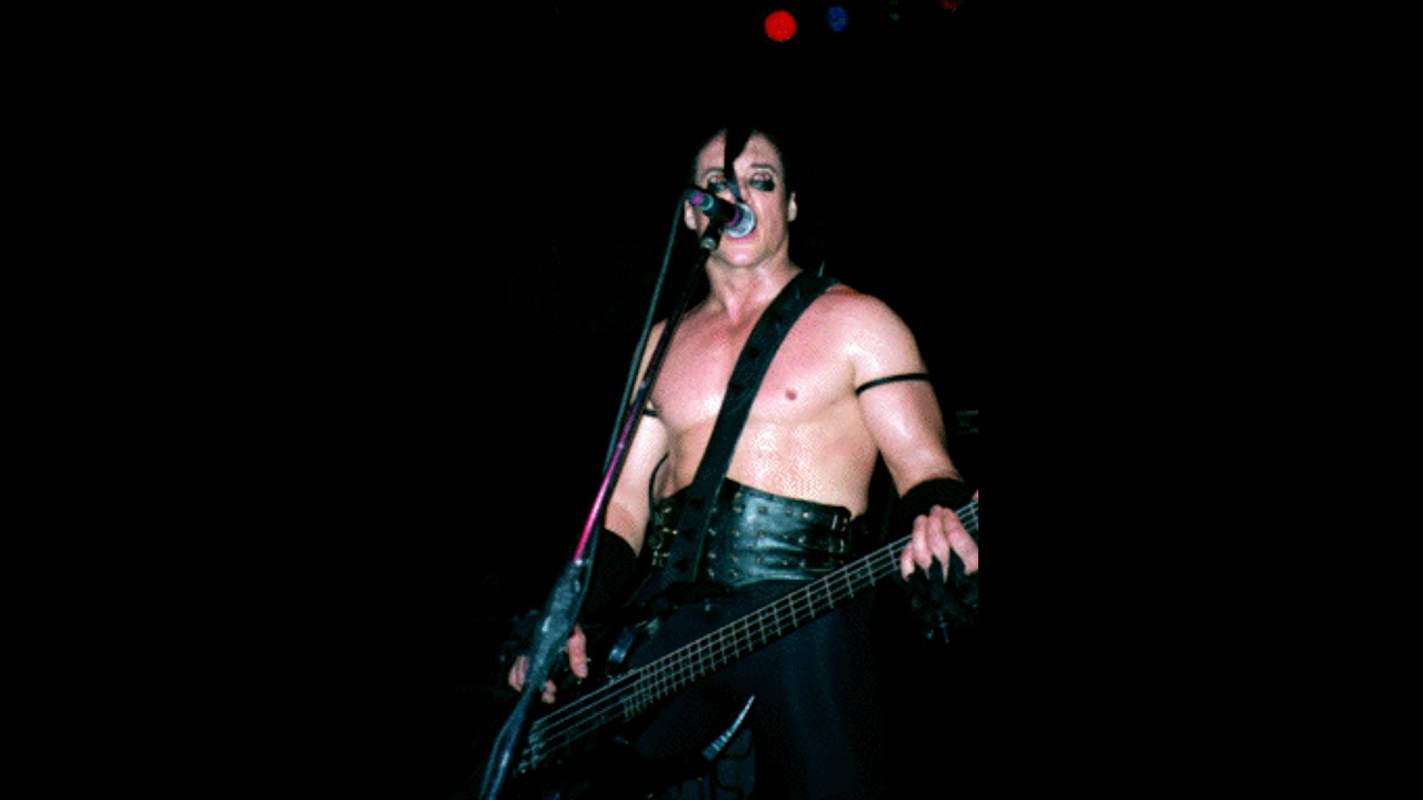 Misfits - Helena Bass Only