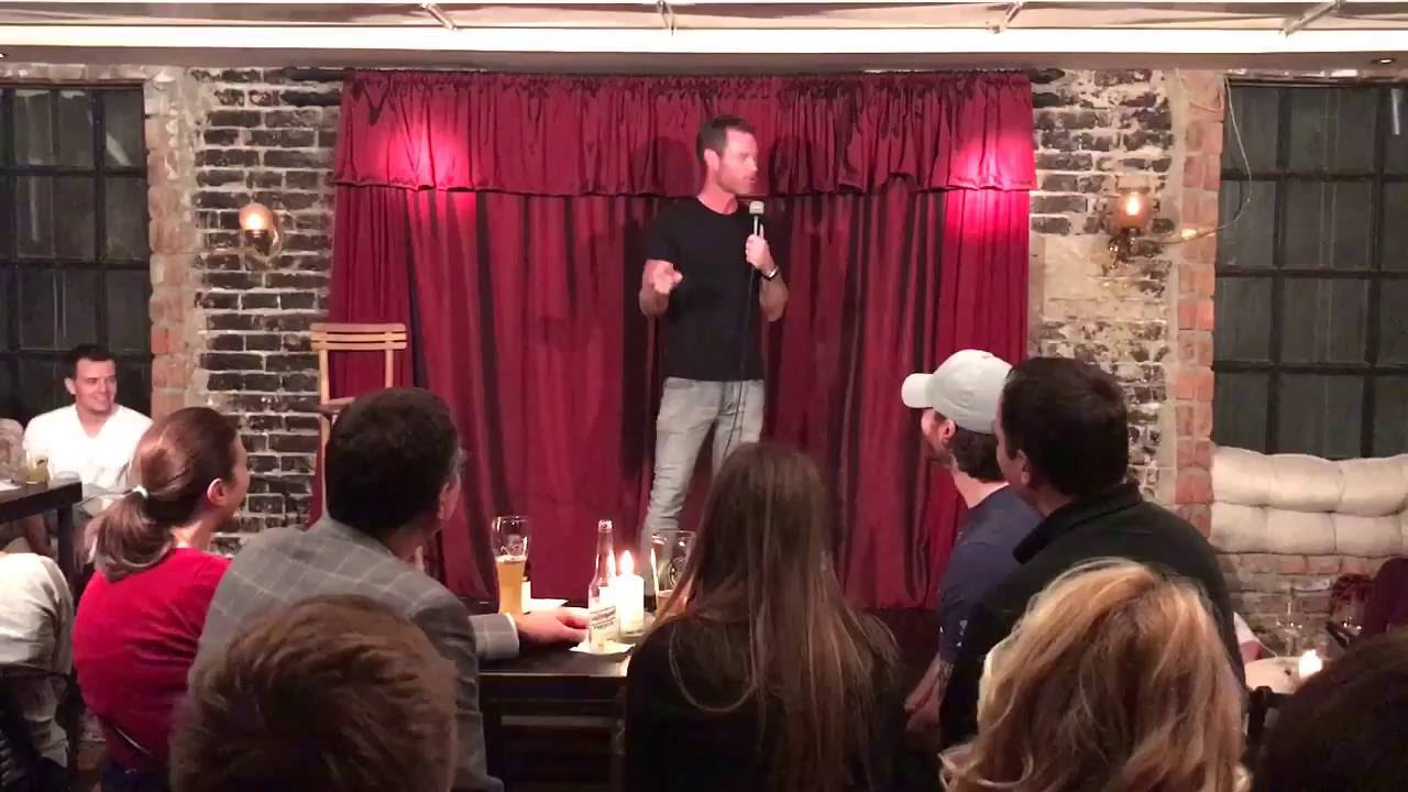 Standup comedy in Belgrade Serbia at Ben Akiba with Mårten 