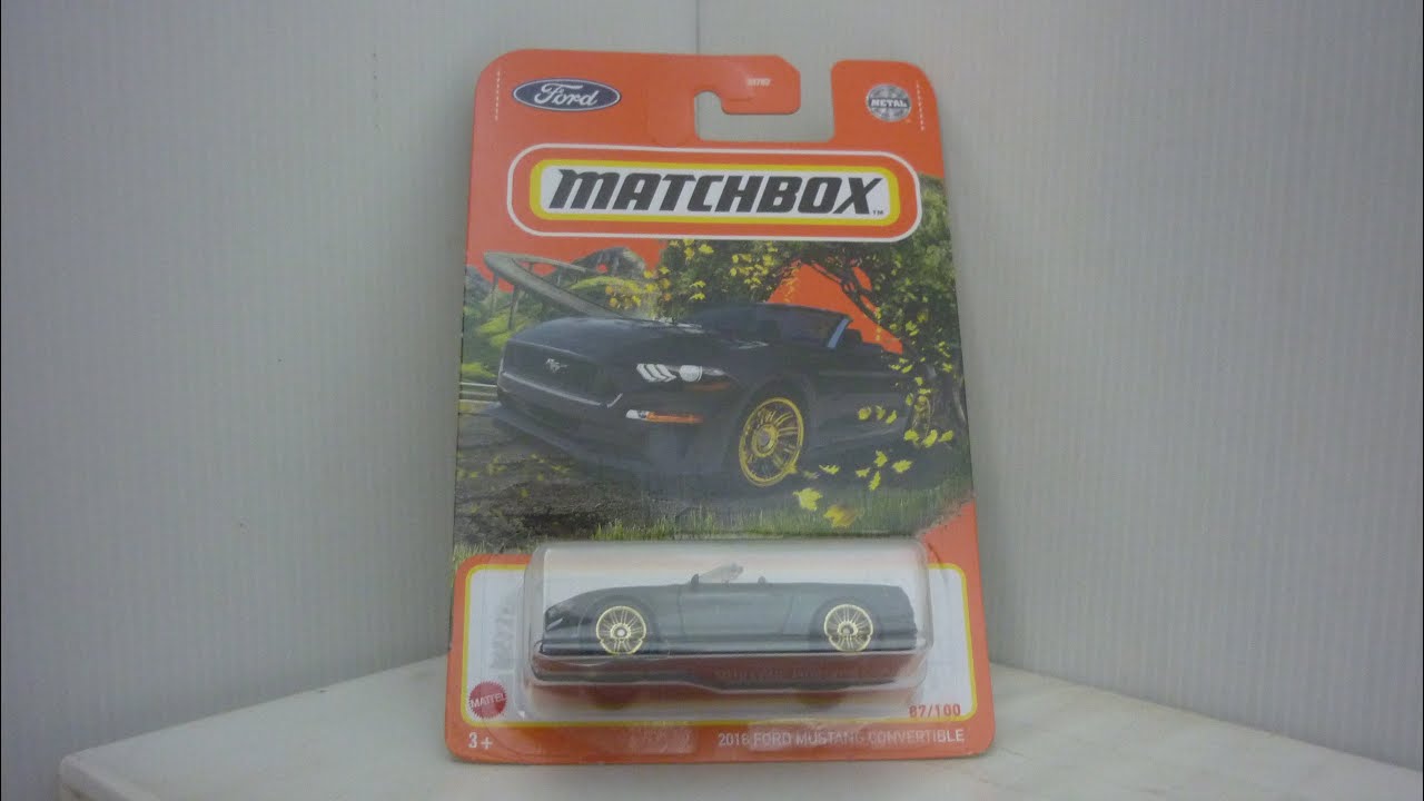 Matchbox 2018 Ford Mustang Convertible unboxing and review