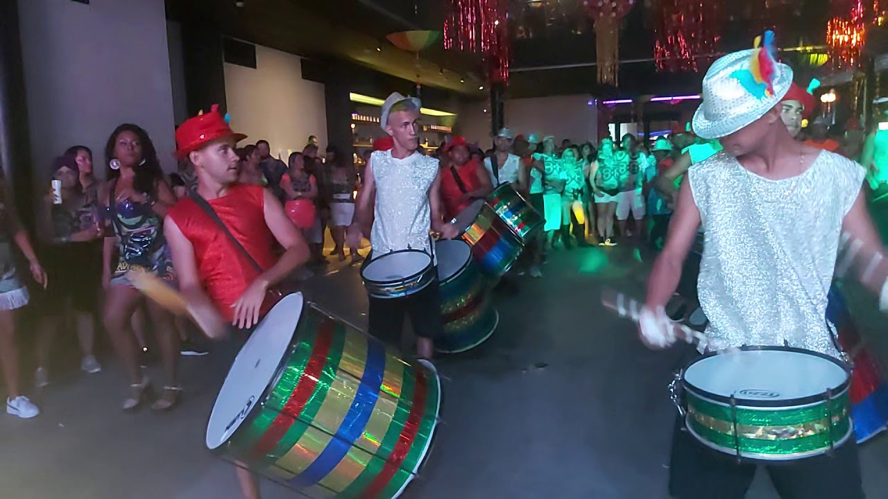 Apresentação no  Armazém 14 (Marco zero) carnaval 2020