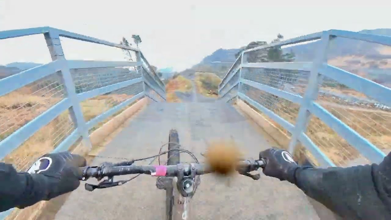 MTB Antur Stiniog - Detonator (Red) - Mar-25