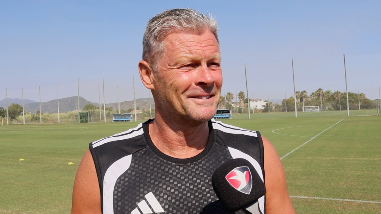 Steve Cotterill ahead of Monday morning's session