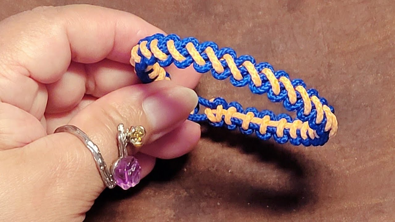 Easy Friendship Bracelet Design #live #tutorial #Bracelet #Design #style #macrame #paracord #diy