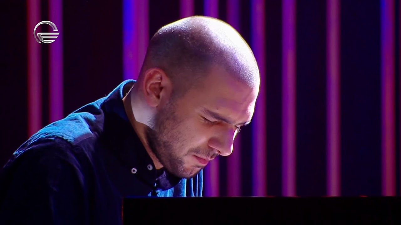 „folk song” -  ავტორი ჩიკ კორეა