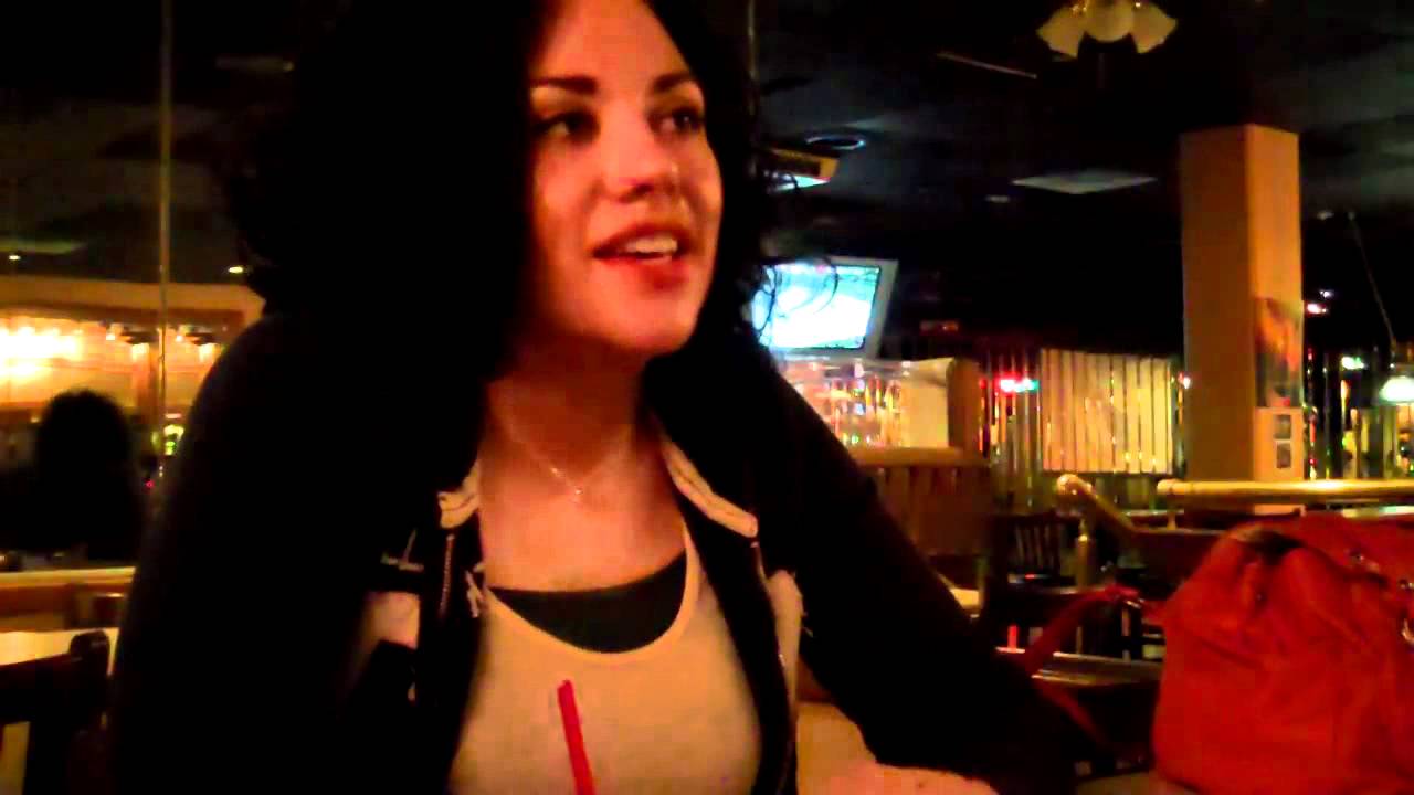 How to quickly end a first date - Comedy Sketch Funny! Short!