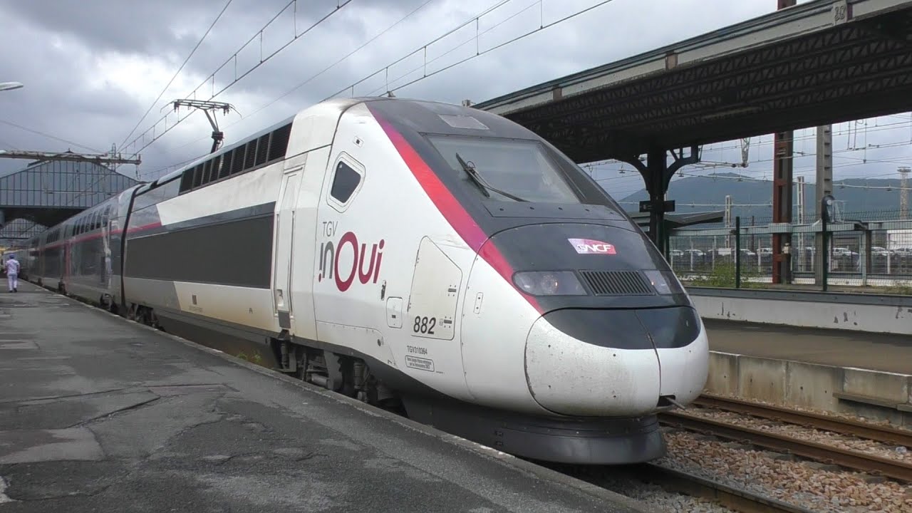 Quelques trains en gare d'Hendaye