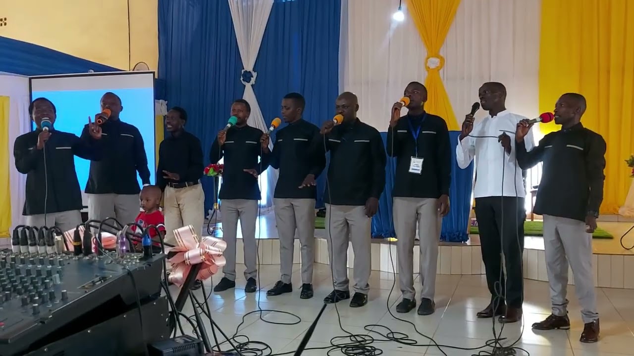 INDIRIMBO NZIZA YA CHORALE NICYOGIHE ,,INTARA YA BUTARE SOUTH RWANDA FIELD OF ADVENTIST CHURCH 