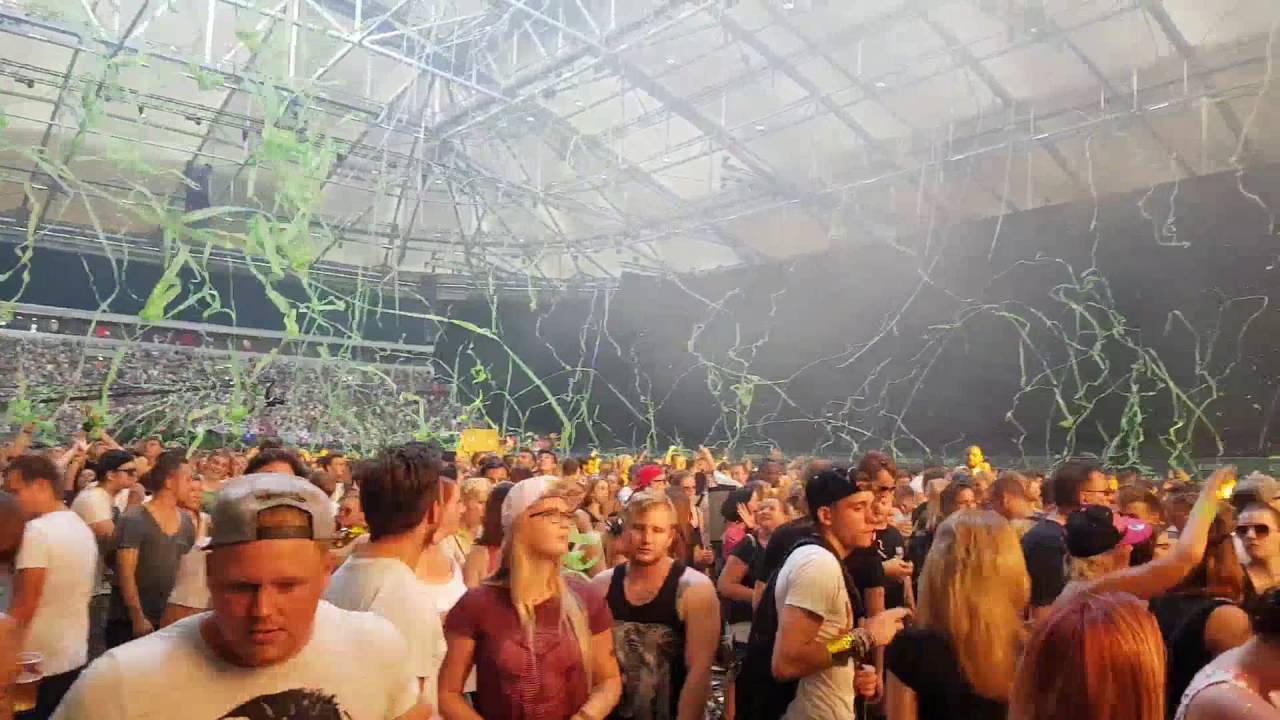 Tomorrowland Unite Veltins Arena 2016