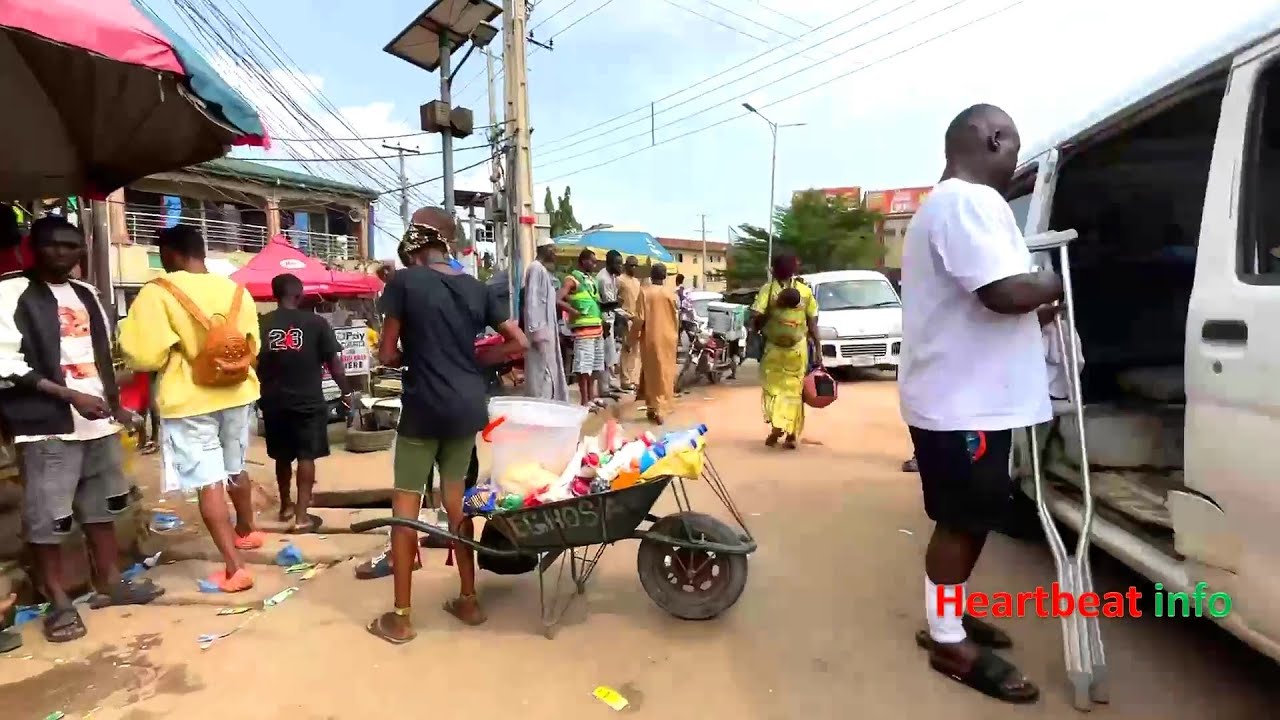 Open market in Edo state | busy streets