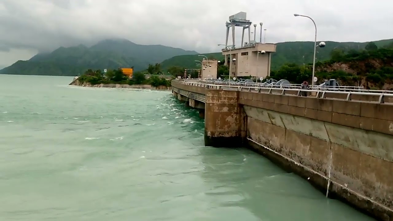 World Largest Water Storage Earth Filled Hydro Power Dam At Maximum Water Level today