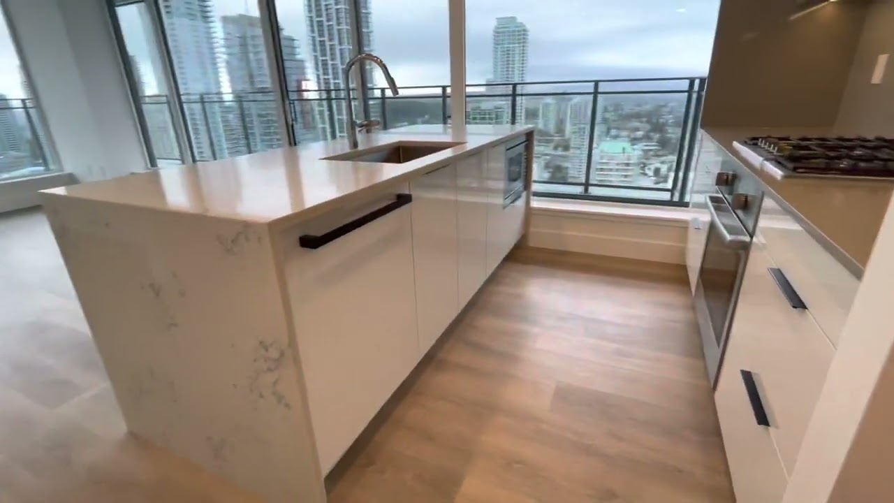 Burnaby Renal Property: Sussex By Townline | 2 Bed, 2 Bath | Amazing View | 4711 Hazel St, Metrotown