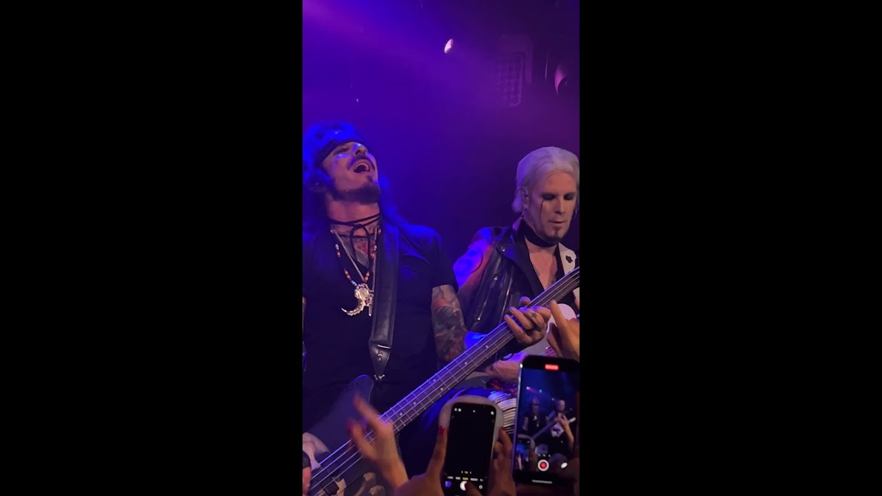 Motley Crue Live at Whisky a Go Go 10.11.24 Hollywood Takeover - FULL SHOW