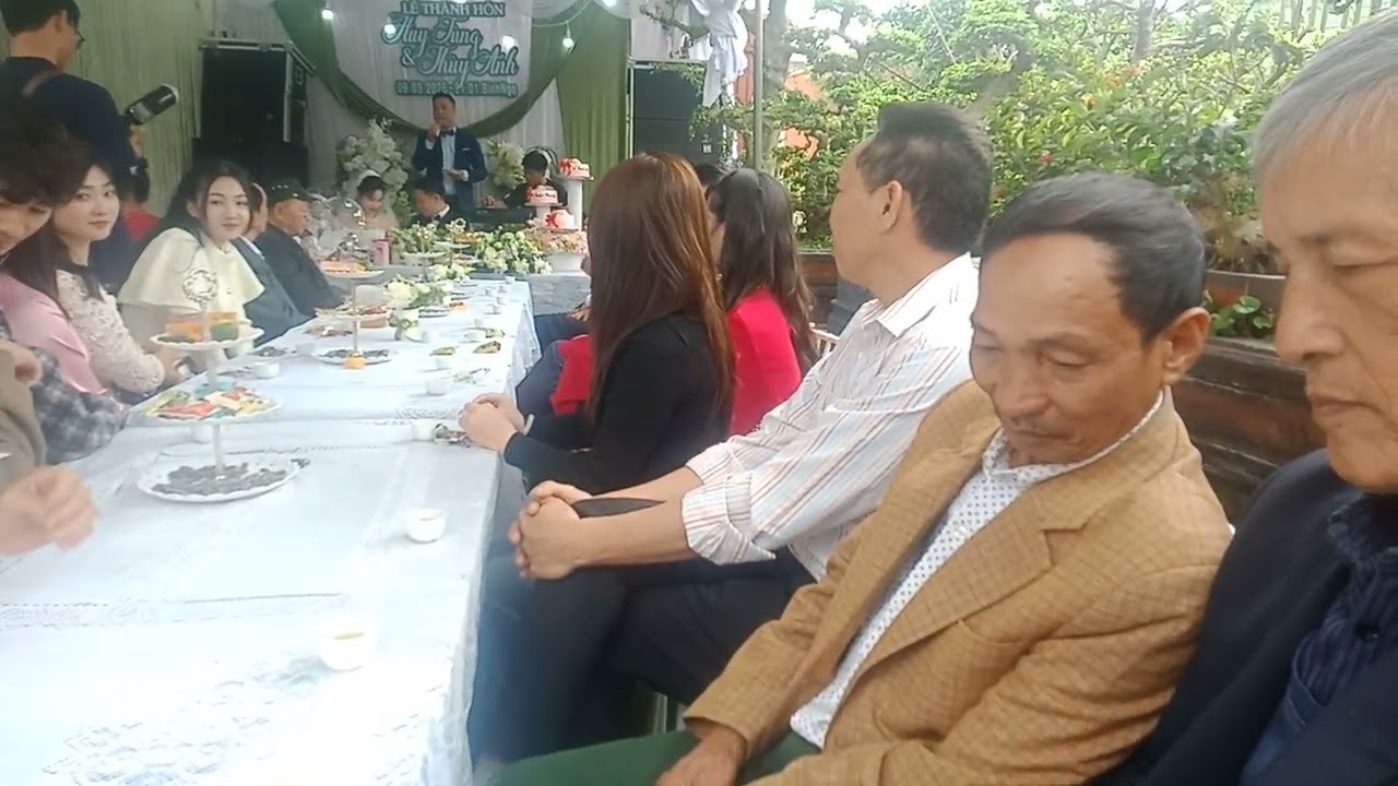 Lễ thành hôn của hai cháu Huy Tùng và Thùy Anh