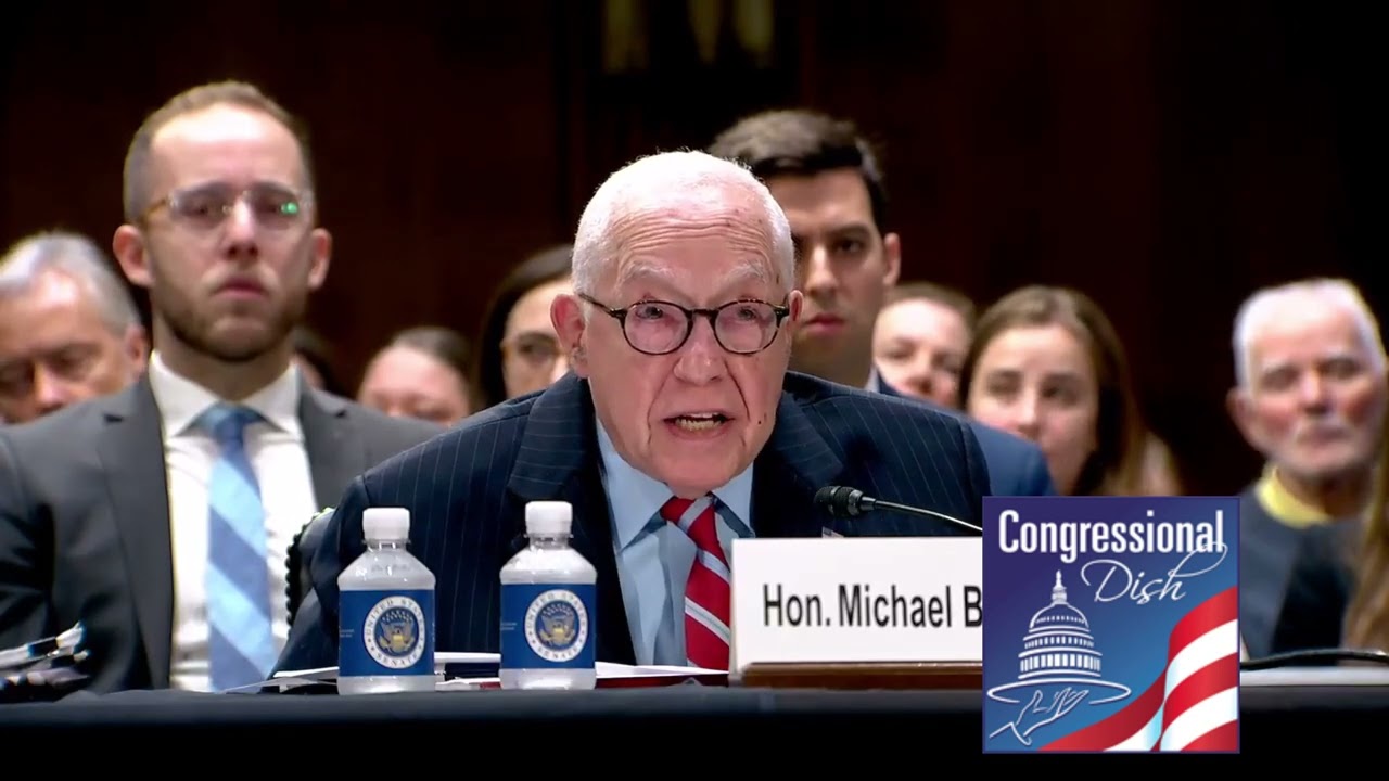 Consideration of criminal prosecution shouldn&rsquo;t guide presidents&rsquo; decisions, says former AG