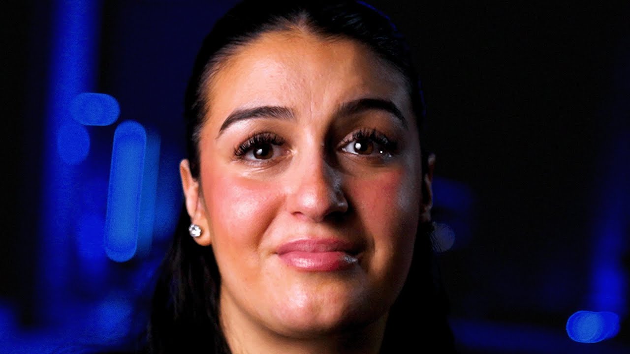 MUJER MUSULMANA ENTREGA SU VIDA A JES&Uacute;S TRAS DARSE CUENTA DE ESTO...😳 (Testimonio)